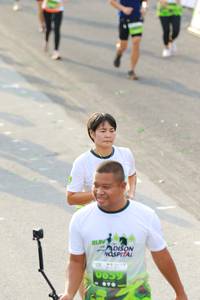 BIB: 0659
                            <button type="button" onclick="openModal(3553219)" class="btn btn-primary btn-sm float-right btn-popup" data-toggle="modal" data-target=".modal-high-quality">
                        <i class="fas fa-shopping-cart"></i> Add to Cart
                    </button>
                                            <button type="button" onclick="isThisMe(3553219, true)" class="btn btn-success btn-sm float-right btn-popup btn-isme hidden" data-toggle="tooltip" data-placement="bottom" title="นี่คือรูปของคุณใช่ไหม คลิกที่นี่เพื่อเอาเข้าอัลบั้ม">
                        <i class="fas fa-plus"></i> Add to album
                    </button>
                    <button type="button" onclick="isThisMe(3553219, false)" class="btn btn-warning btn-sm float-right btn-popup btn-isnotme hidden">
                        <i class="fas fa-ban"></i> Remove from album
                    </button>